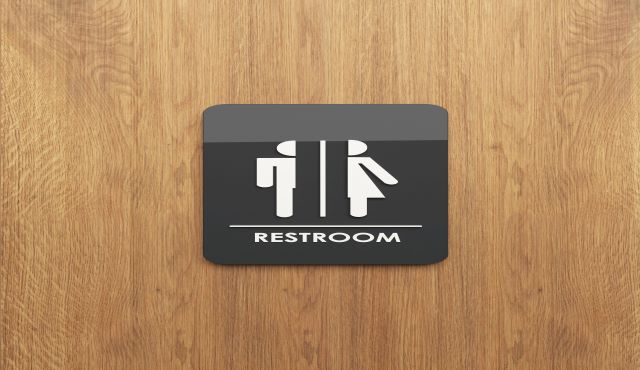 Baño unisex - ¿qué es, cuál es su símbolo y si es una buena solución para la escuela y el trabajo?